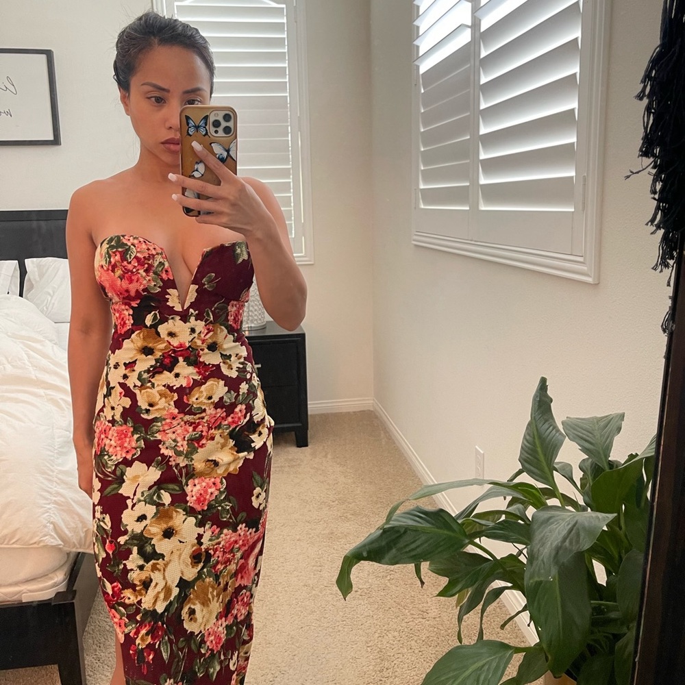 Floor Length Dress with a slit on the side.